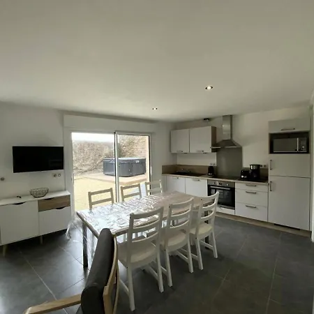 Apartment 302-frehel - 3 Pieces Pour 4 Personnes 214 Erquy